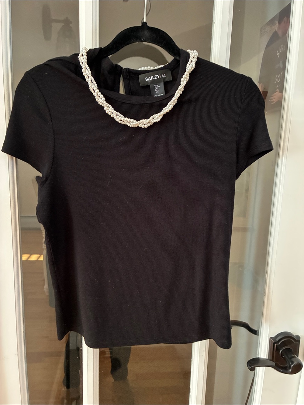 BAILEY 44 Black Short-Sleeve Crewneck Tee W REMOVABLE PEARLS